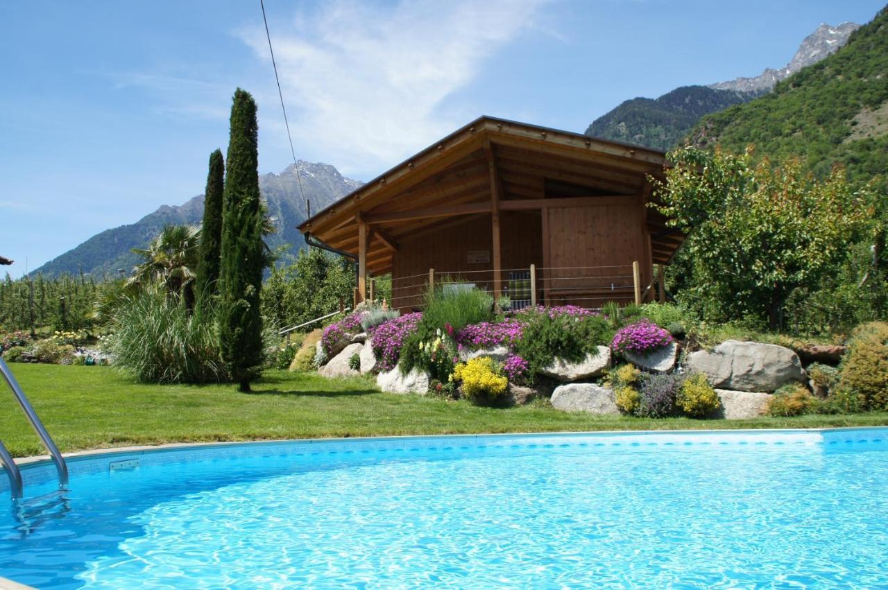 Aparthotel Oberangerhof Lagundo Esterno foto
